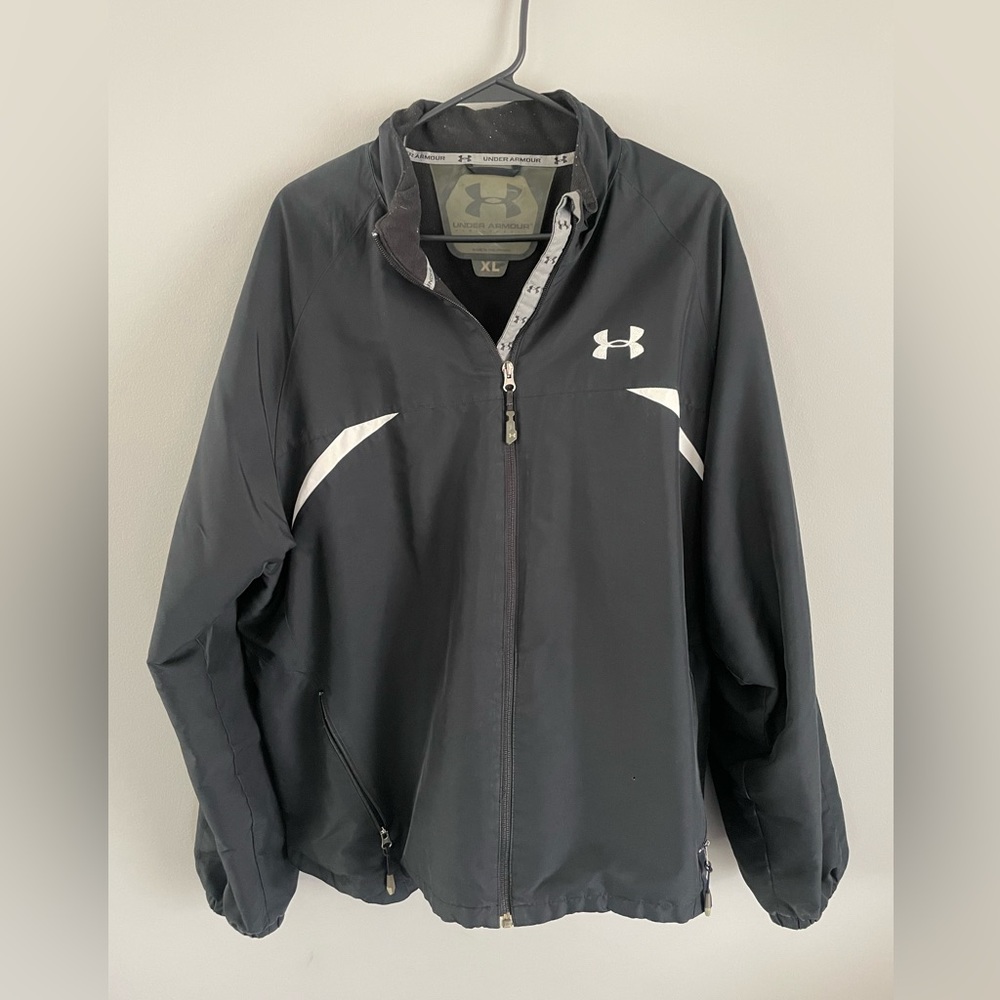 Men’s XL under armour jacket